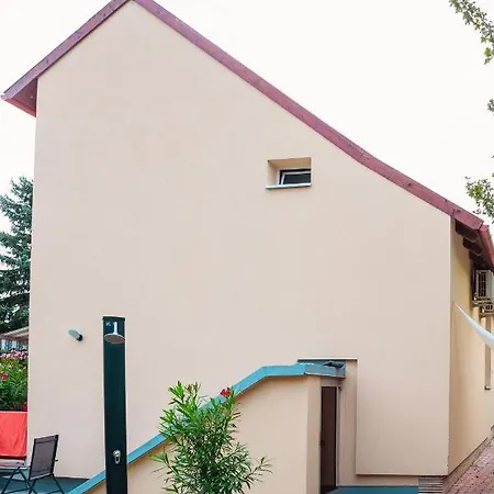 Illyes Vendeghaz Balatonfüred