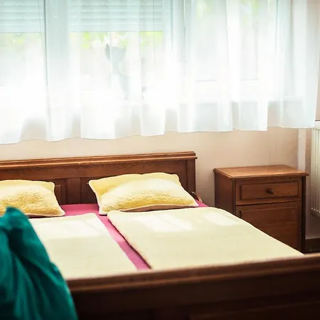 Illyes Vendeghaz * Balatonfüred